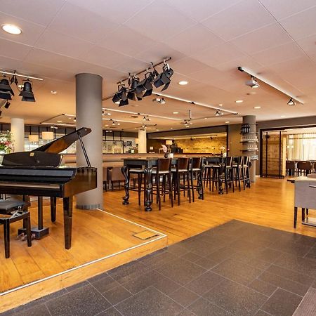 Fletcher Hotel Restaurant Амерсфорт Екстериор снимка
