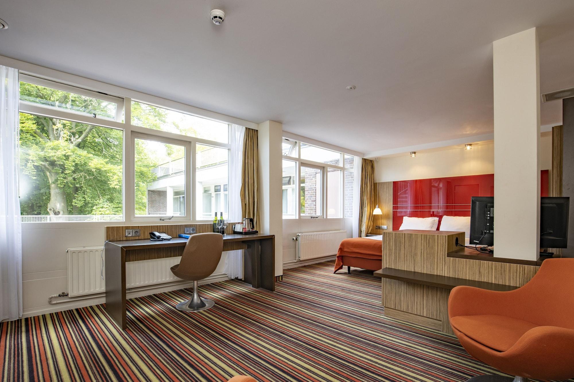 Fletcher Hotel Restaurant Амерсфорт Екстериор снимка