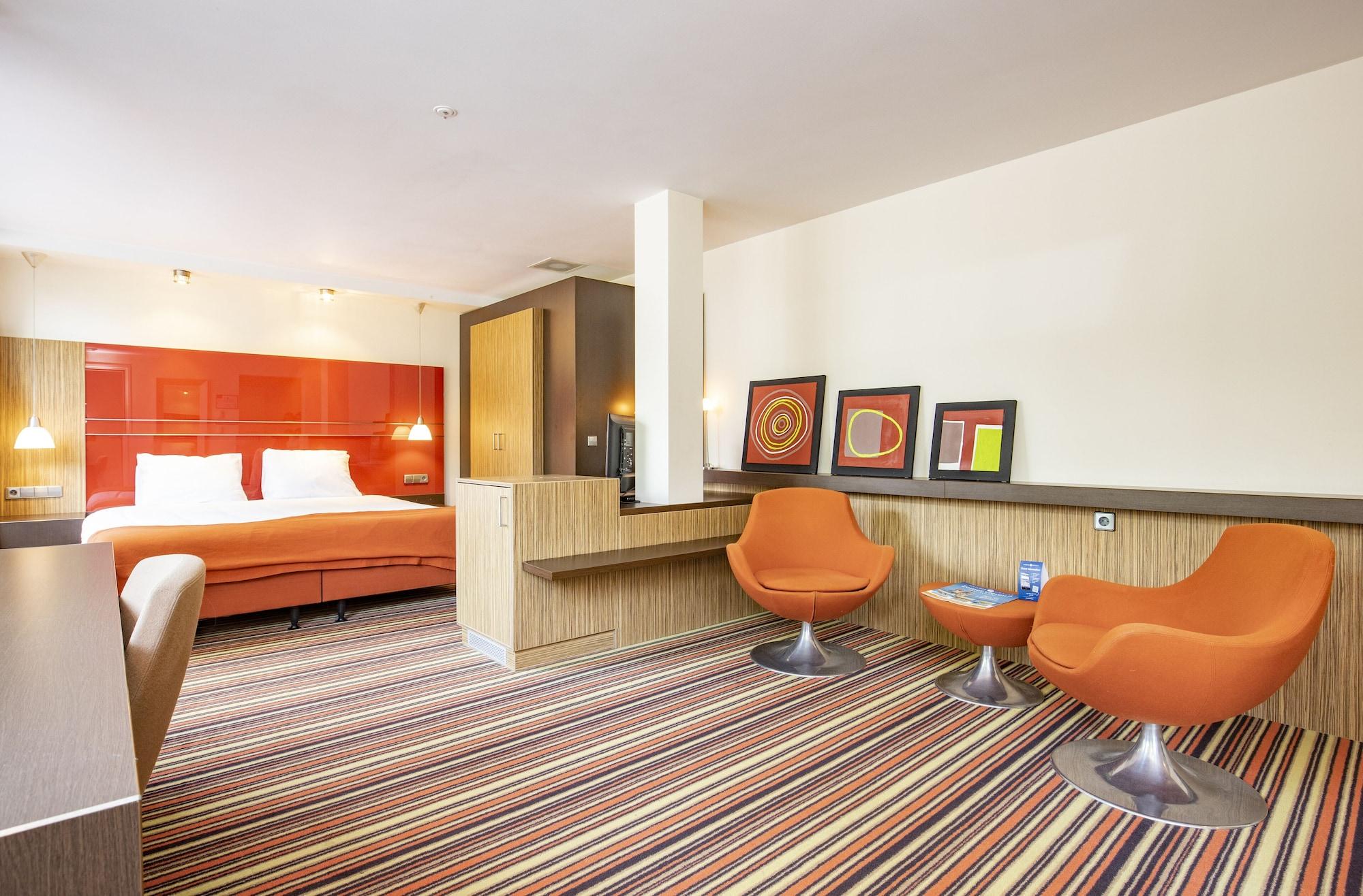 Fletcher Hotel Restaurant Амерсфорт Екстериор снимка