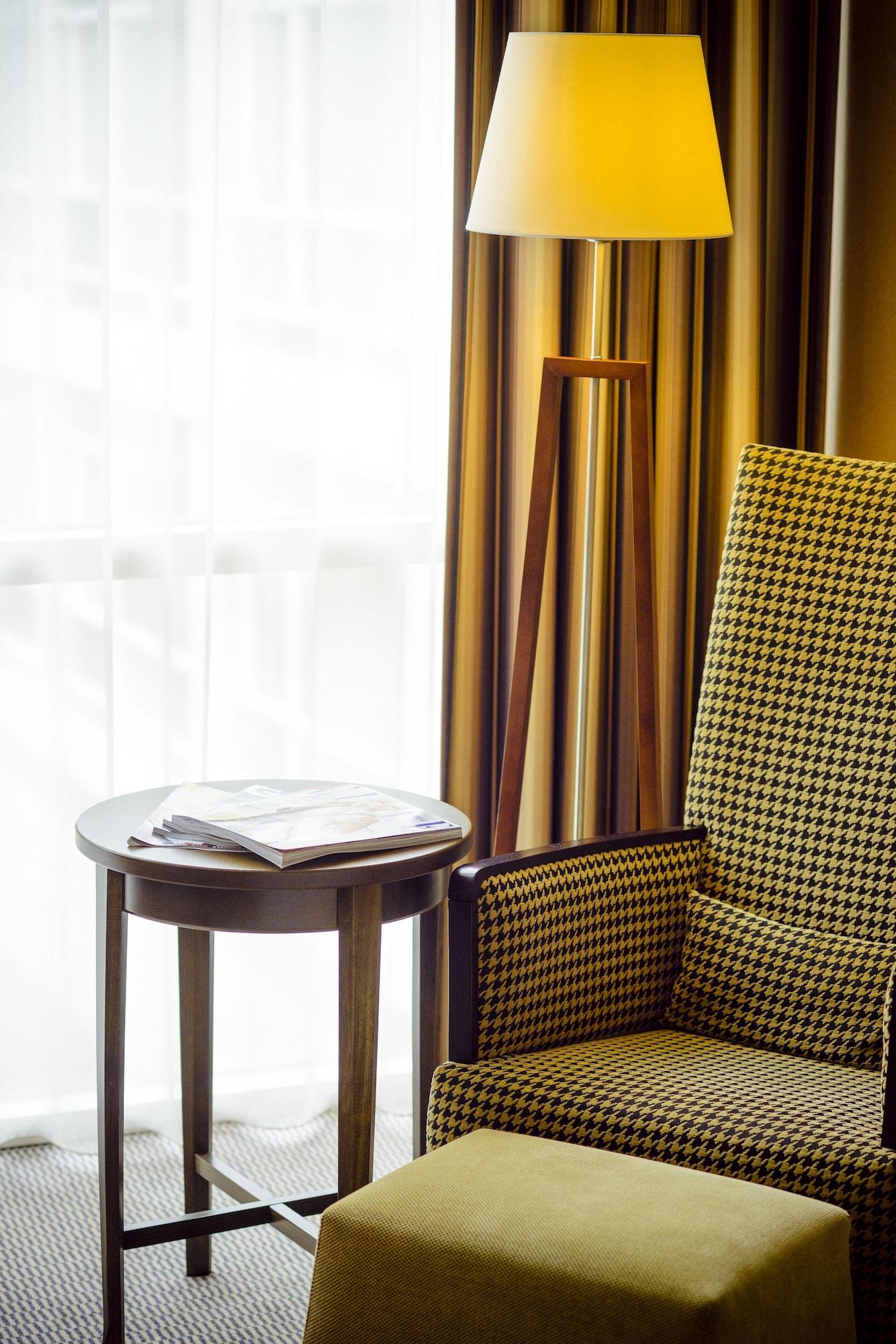 Fletcher Hotel Restaurant Амерсфорт Екстериор снимка