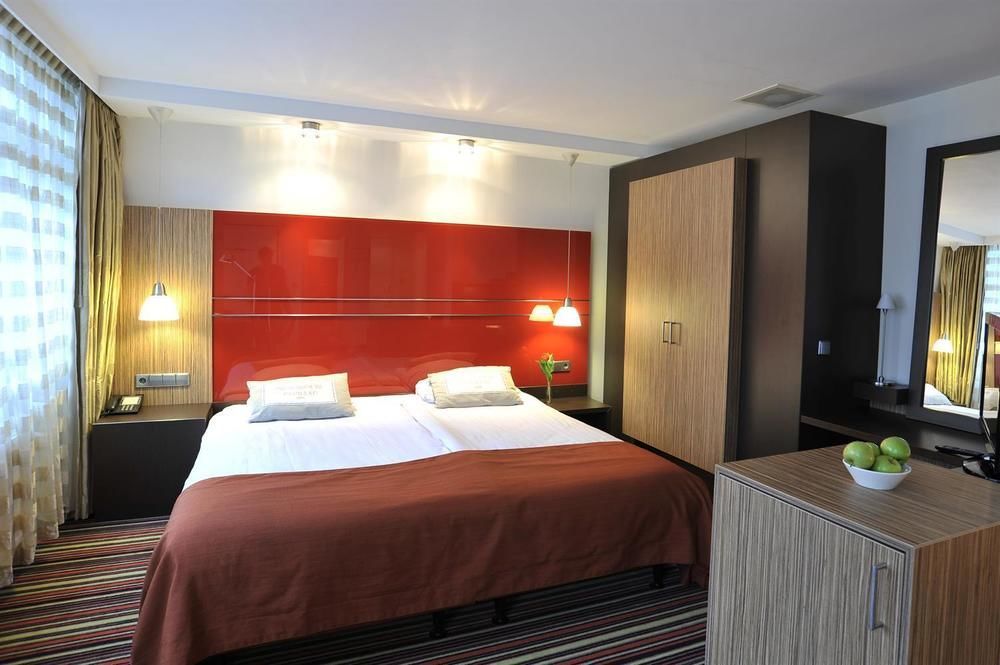 Fletcher Hotel Restaurant Амерсфорт Екстериор снимка