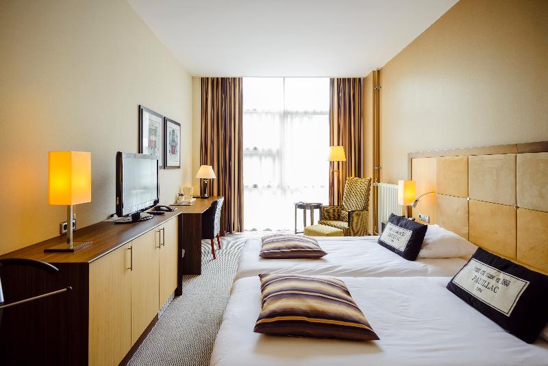 Fletcher Hotel Restaurant Амерсфорт Екстериор снимка